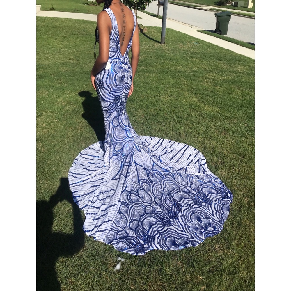 Prom Dress - Picture 2 of 4